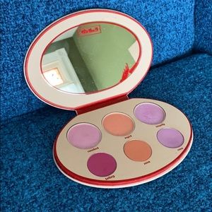 Fetish Blush + Highlighter Palette Kat Von D